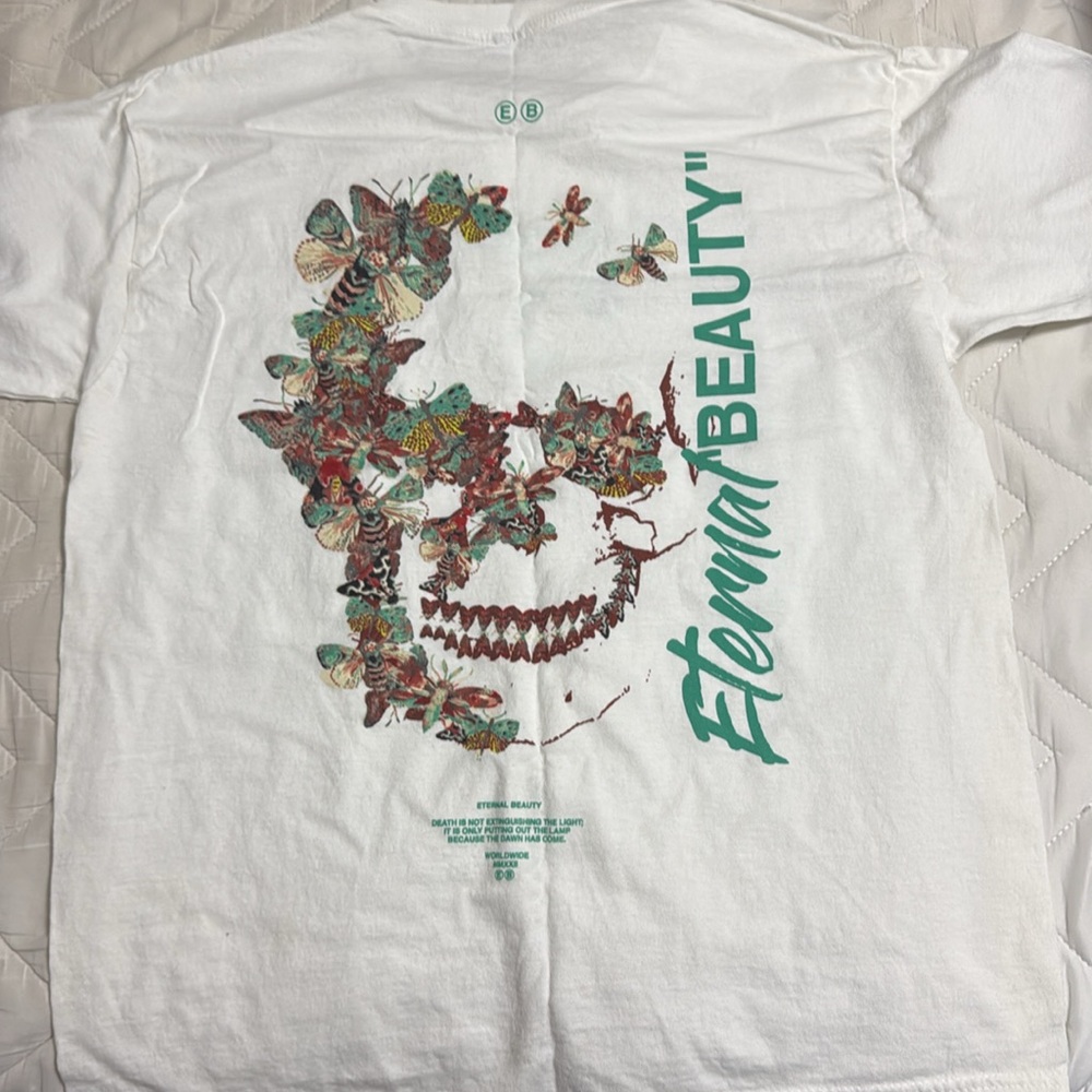 Fashion Nova Men t shirt designer (large size) (new condition)